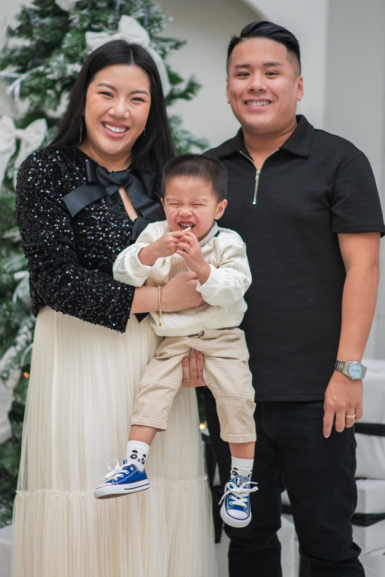 Christmas mini session in Montreal photographed by Keyris Rodriguez