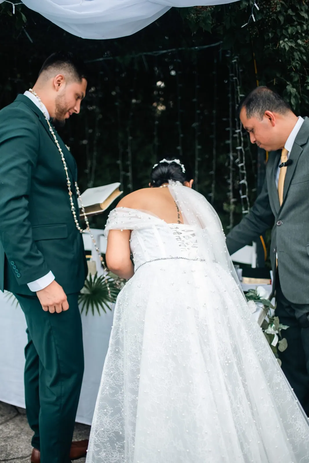 Leonardo & Isaura wedding — photographed by Keyris Rodriguez (10)