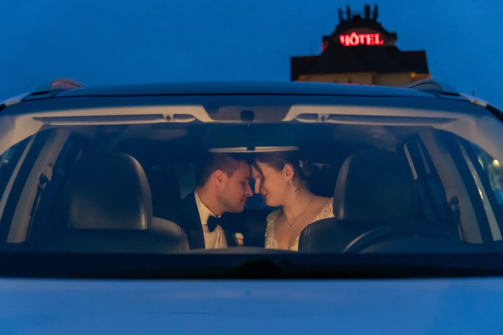 Sarah & Philip wedding — photographed by Keyris Rodriguez (47)