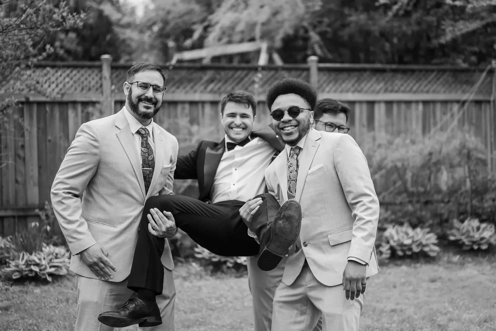 Sarah & Philip wedding — photographed by Keyris Rodriguez (7)