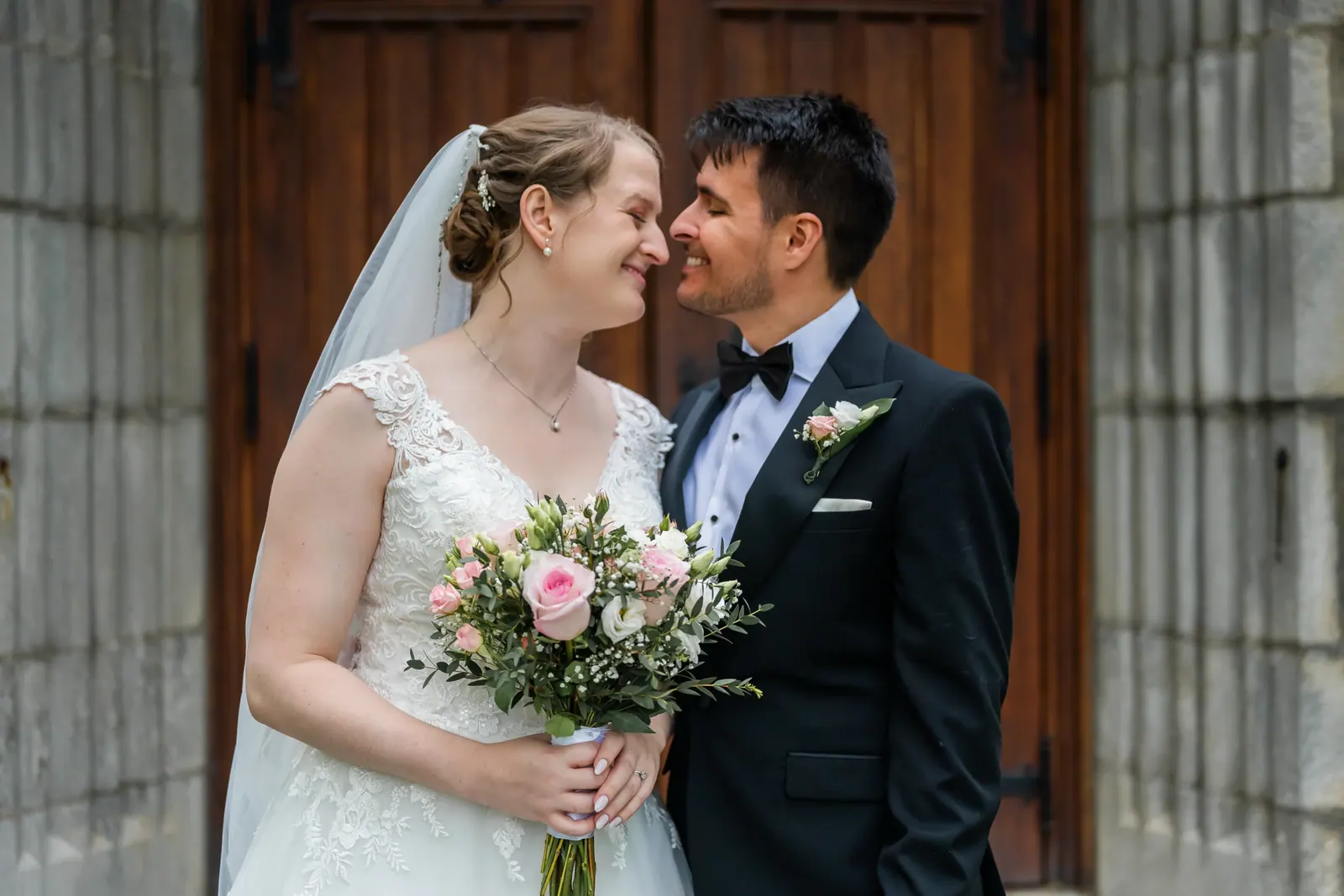 Sarah & Philip wedding — photographed by Keyris Rodriguez (21)