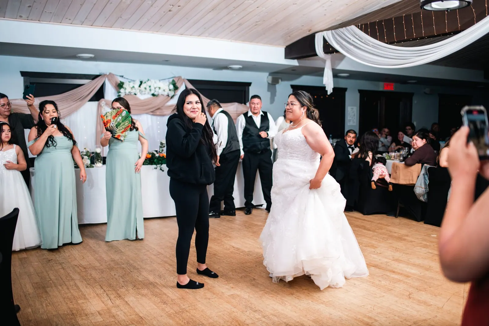 Robin & Lindy wedding — photographed by Keyris Rodriguez (21)